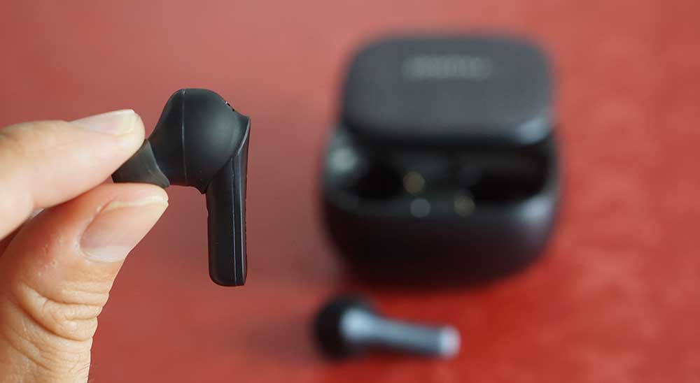 PaMu Slide: Stylish, Sporty TWS Headphones with Terrible 10 Hours Battery