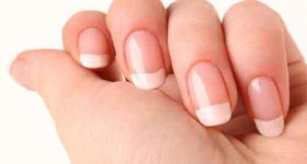 Homemade natural and strengthening nail gel