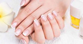 The differences between semi-permanent varnish and gel nails