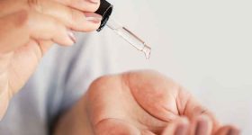 How to take care of your nails with essential oils?