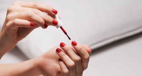 How to make your nail polish last longer?