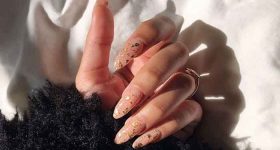 Long nails: which manicure trend to adopt?